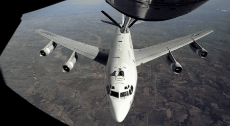 واشنطن تراقب وتنشر “WC-135”: هل تستعد طهران لإجراء تجربتها النووية الأولى؟