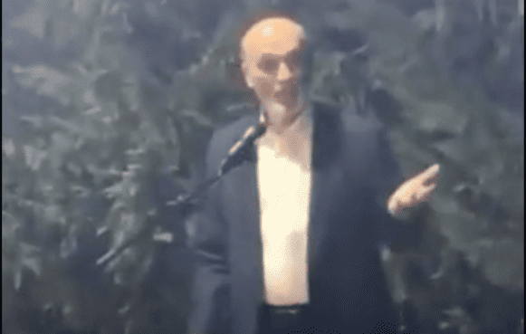 (شاهد فيديو جعجع وردّ طوق) ليس دفاعًا عن “رياض طوق” بل دفاعًا عن قيم الجمهورية