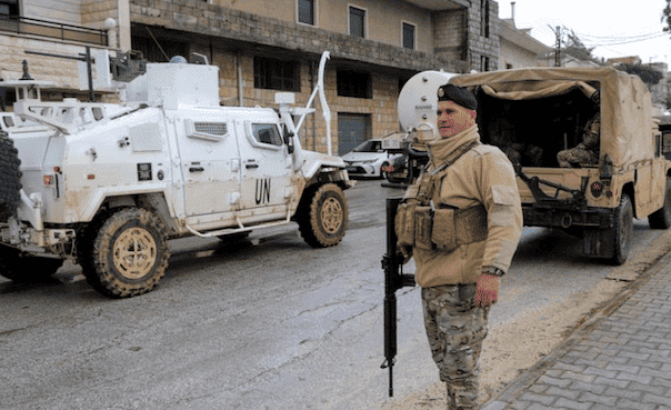 من أمَرَ الجيش بالإنسحاب من قرى الحدود المسيحية ومن العرقوب؟