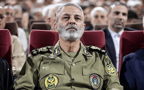 نجل رئيس الأركان الإيراني السابق: جثمان والدي ظل 30 يومًا تحت الأنقاض