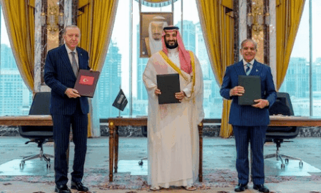 «الحلف» ضد طهرانَ على ثلاث جبهات