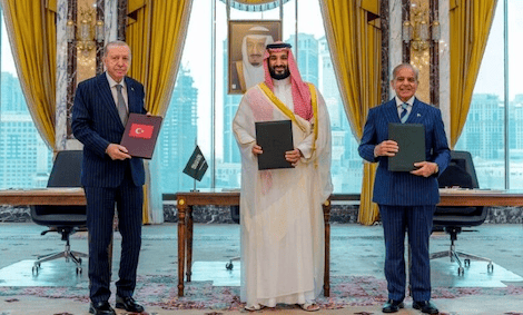 «الحلف» ضد طهرانَ على ثلاث جبهات